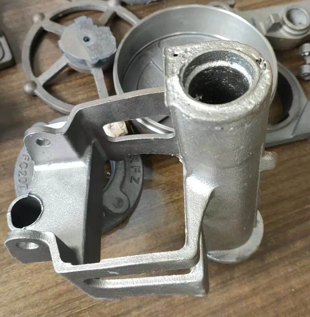 Третман тешке порозности у цилиндричним цевастим језграма песка током производње делова од нодуларног гвожђа коришћењем технологије обликовања зеленог песка